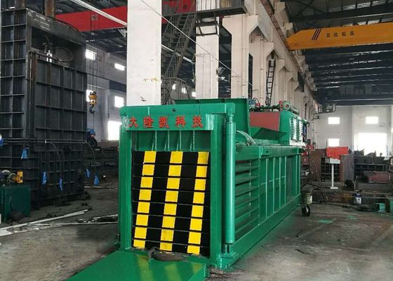 Y82-315 Máquina hidráulica de embalagem de papel com força de 315 toneladas 2200*1100*3000mm Tamanho da câmara e 60KW de potência para embalagem eficiente de resíduos de papel