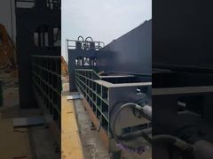 Enfardadeira de sucata para reciclagem eficiente